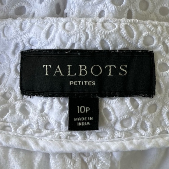 •Talbots• White Eyelet Bermuda Shorts - Size 10P - Picture 2 of 8